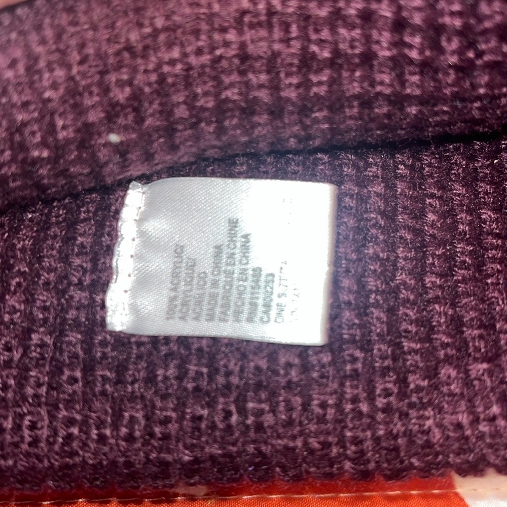 Pair of Knit Beanies - Picture 6 of 8